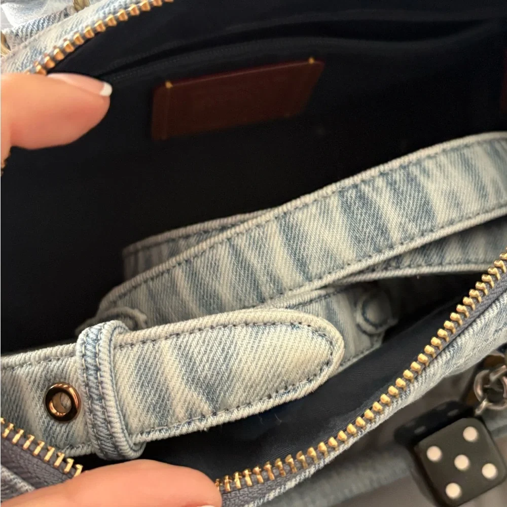 Coach denim medium rowan - Picture 2 of 2